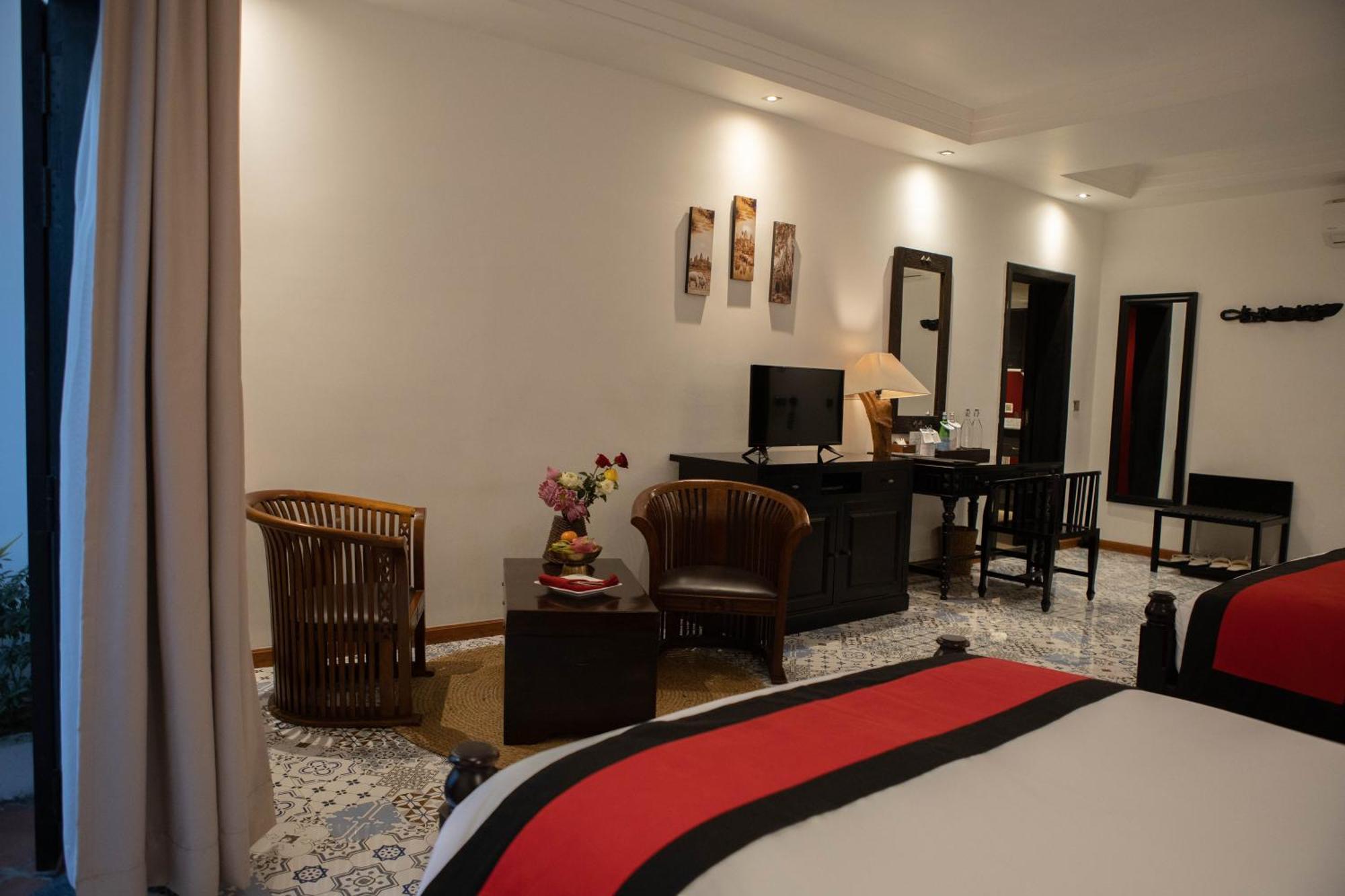 La Rose Suites Phnom-Penh Buitenkant foto