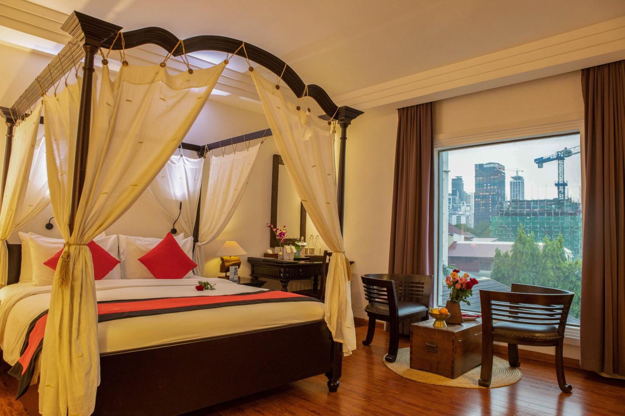 La Rose Suites Phnom-Penh Buitenkant foto