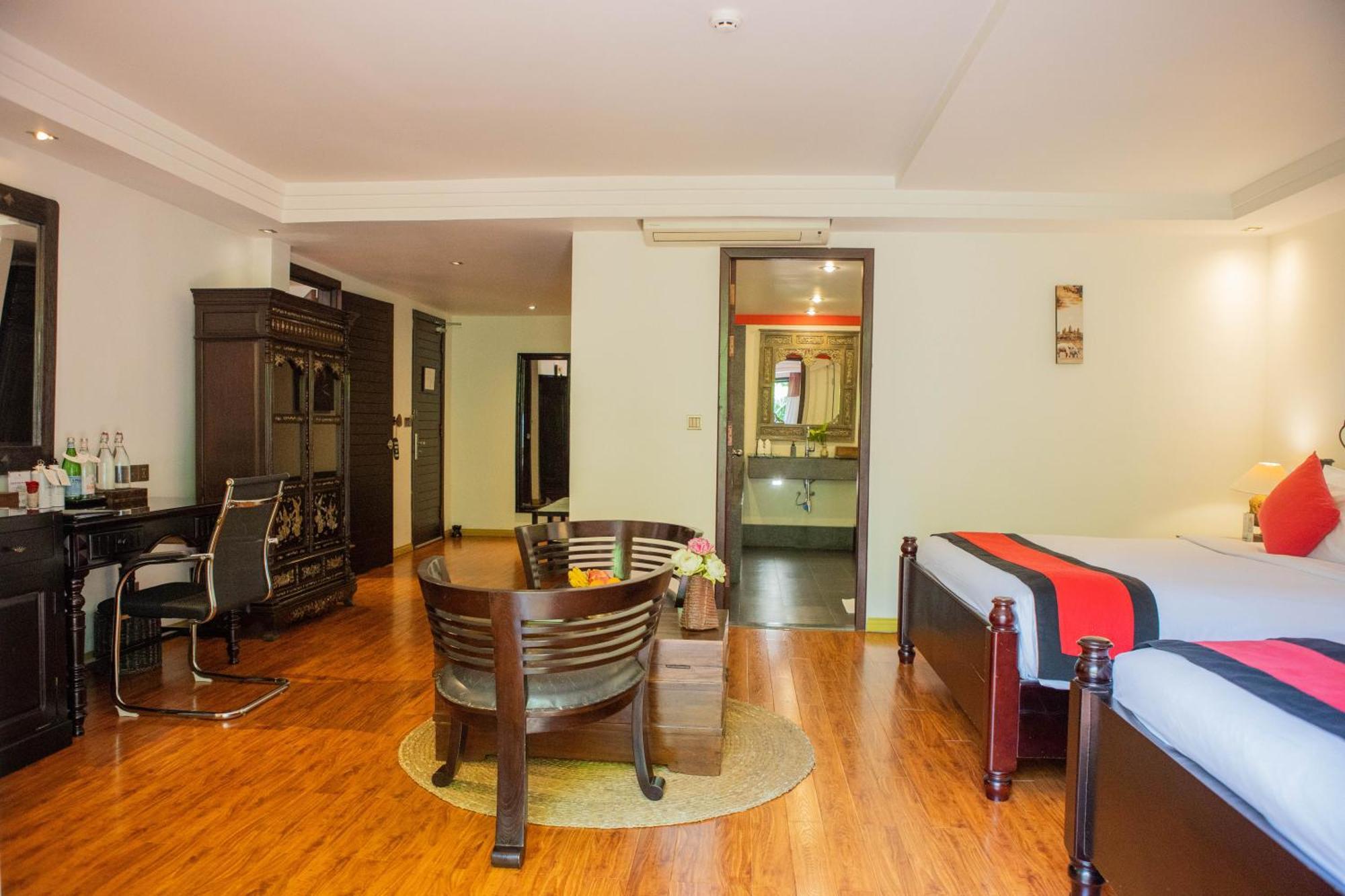 La Rose Suites Phnom-Penh Buitenkant foto
