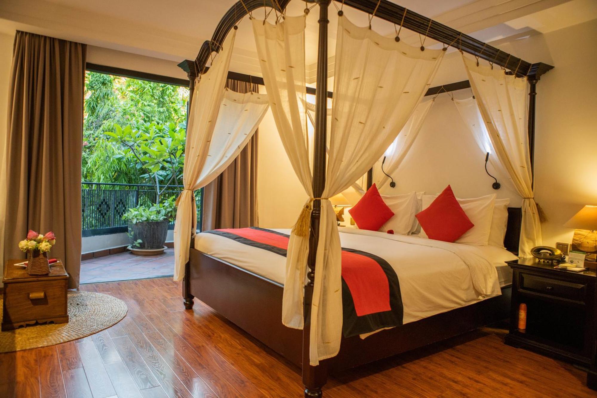 La Rose Suites Phnom-Penh Buitenkant foto