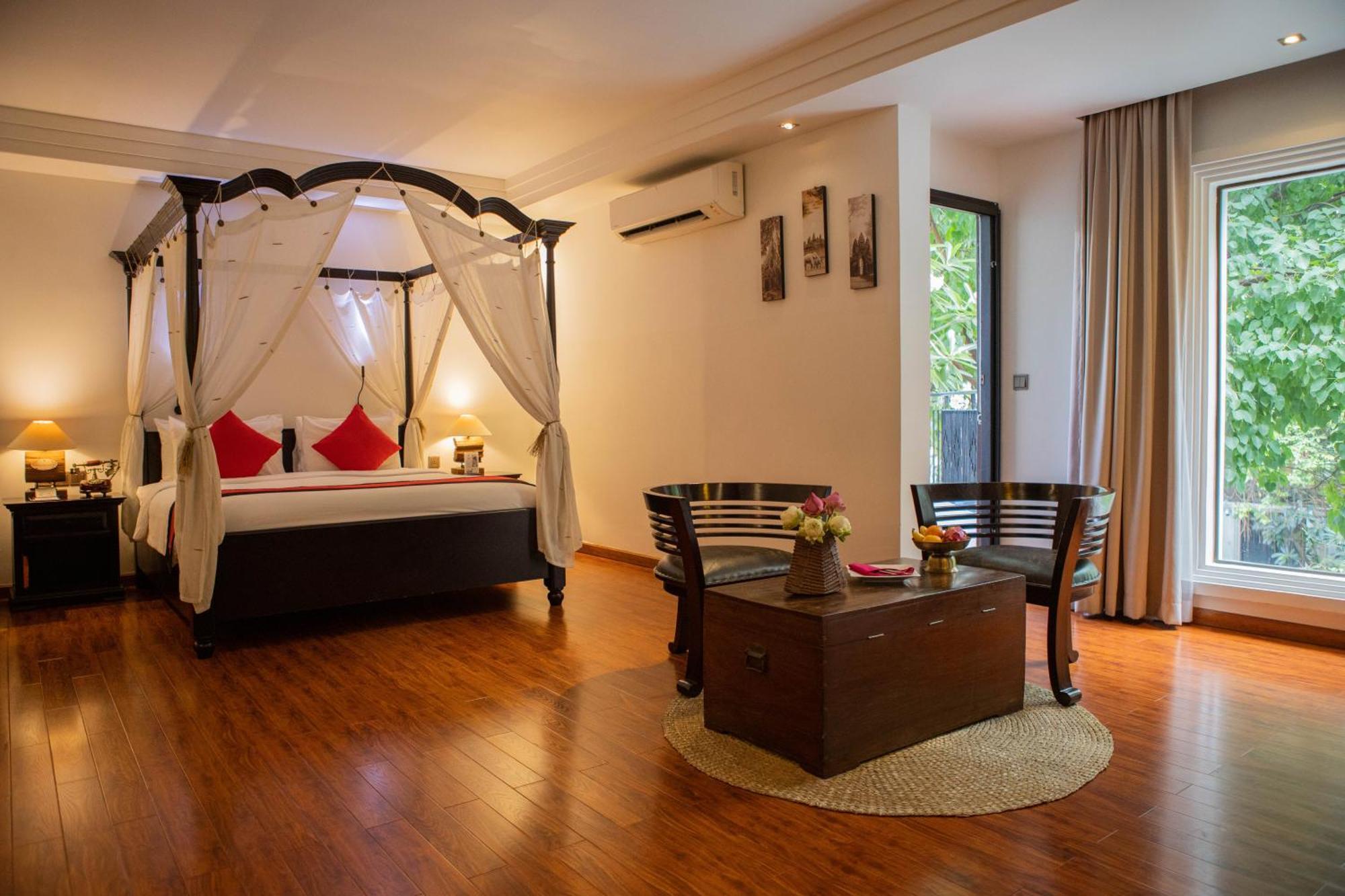 La Rose Suites Phnom-Penh Buitenkant foto