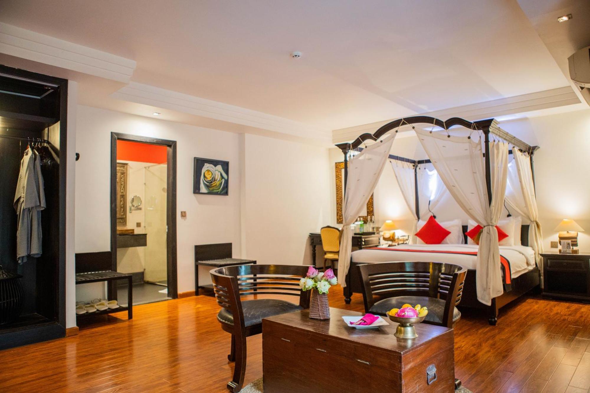 La Rose Suites Phnom-Penh Buitenkant foto
